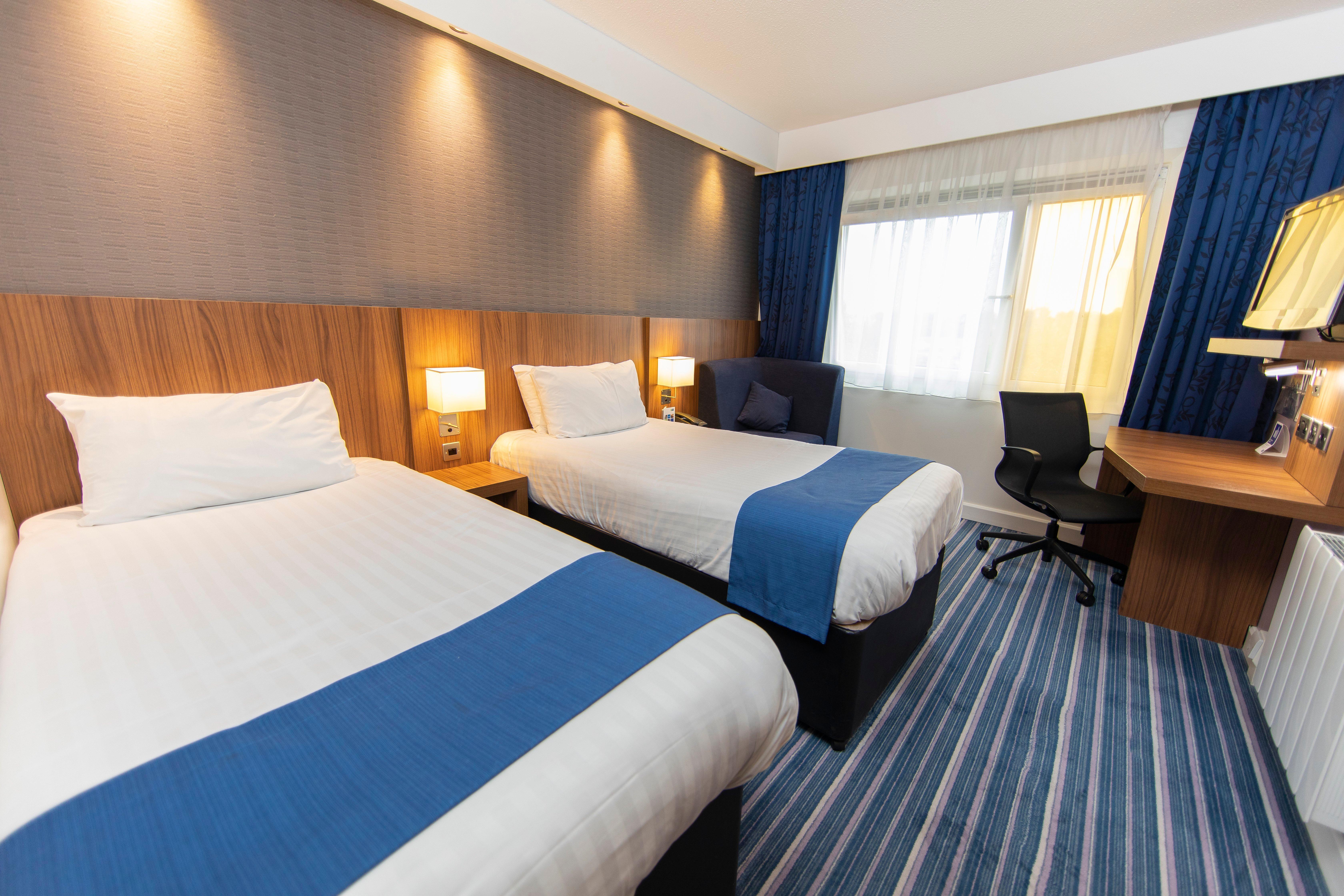 Holiday Inn Express, Chester Racecourse By Ihg מראה חיצוני תמונה