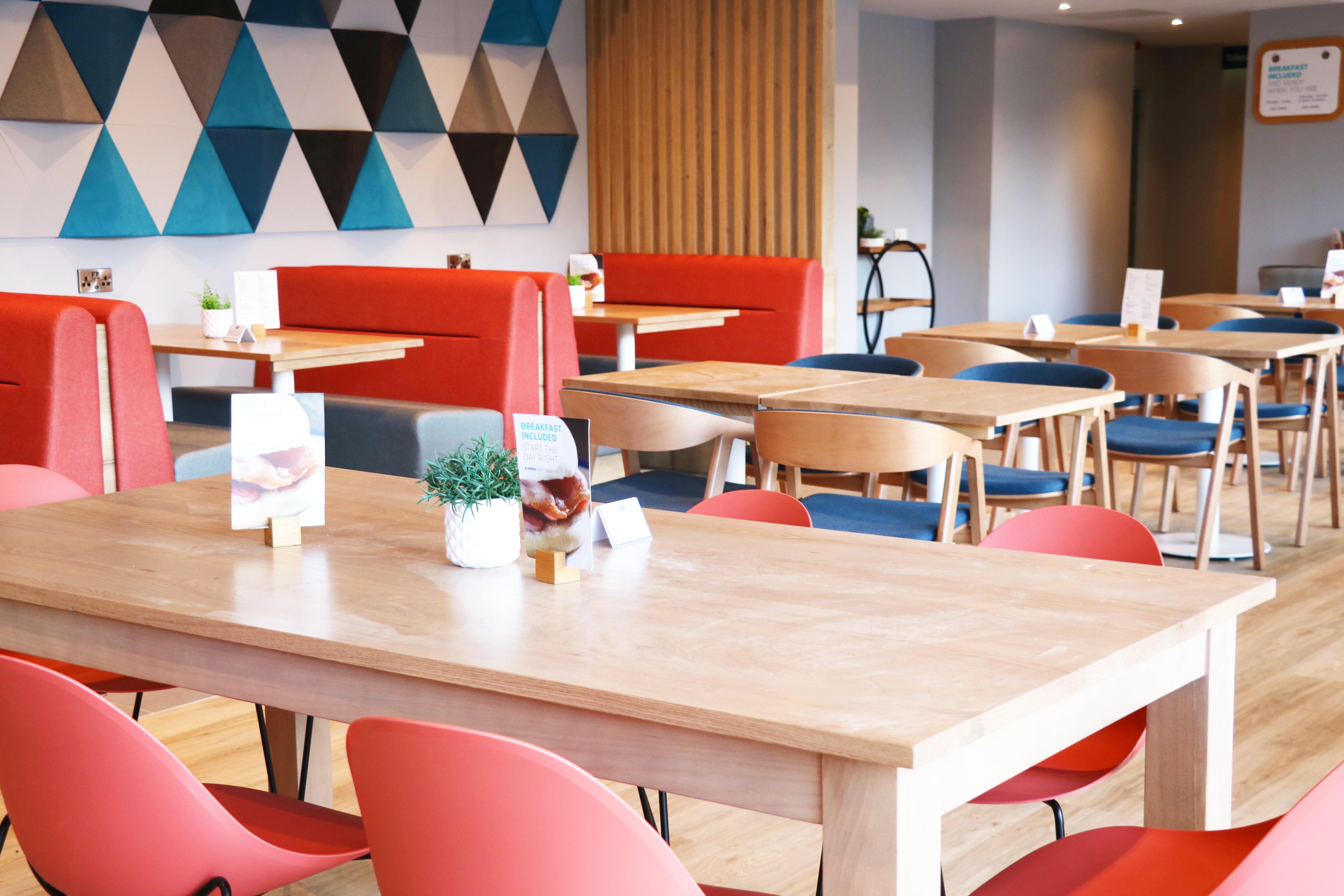 Holiday Inn Express, Chester Racecourse By Ihg מראה חיצוני תמונה