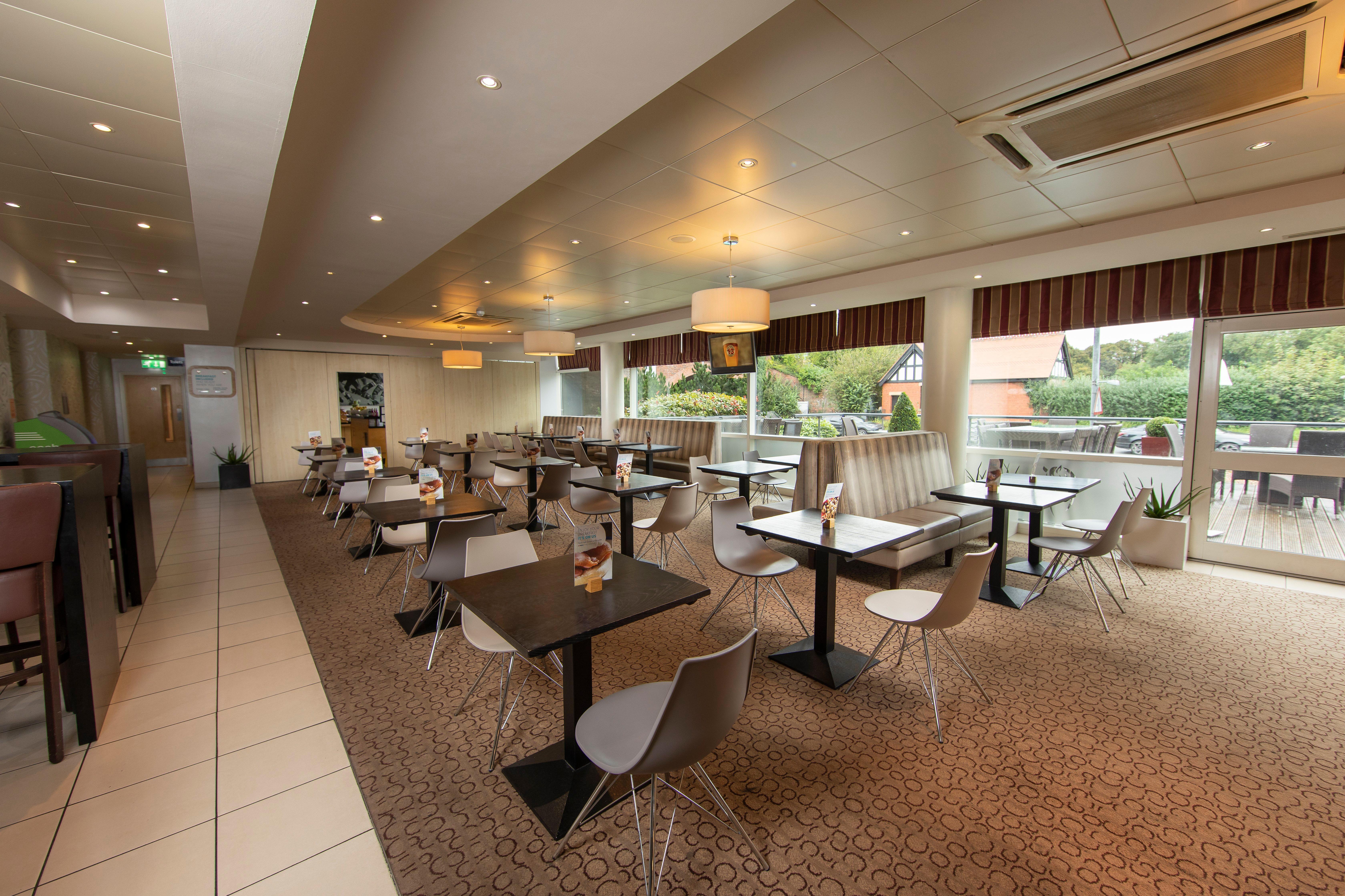 Holiday Inn Express, Chester Racecourse By Ihg מראה חיצוני תמונה