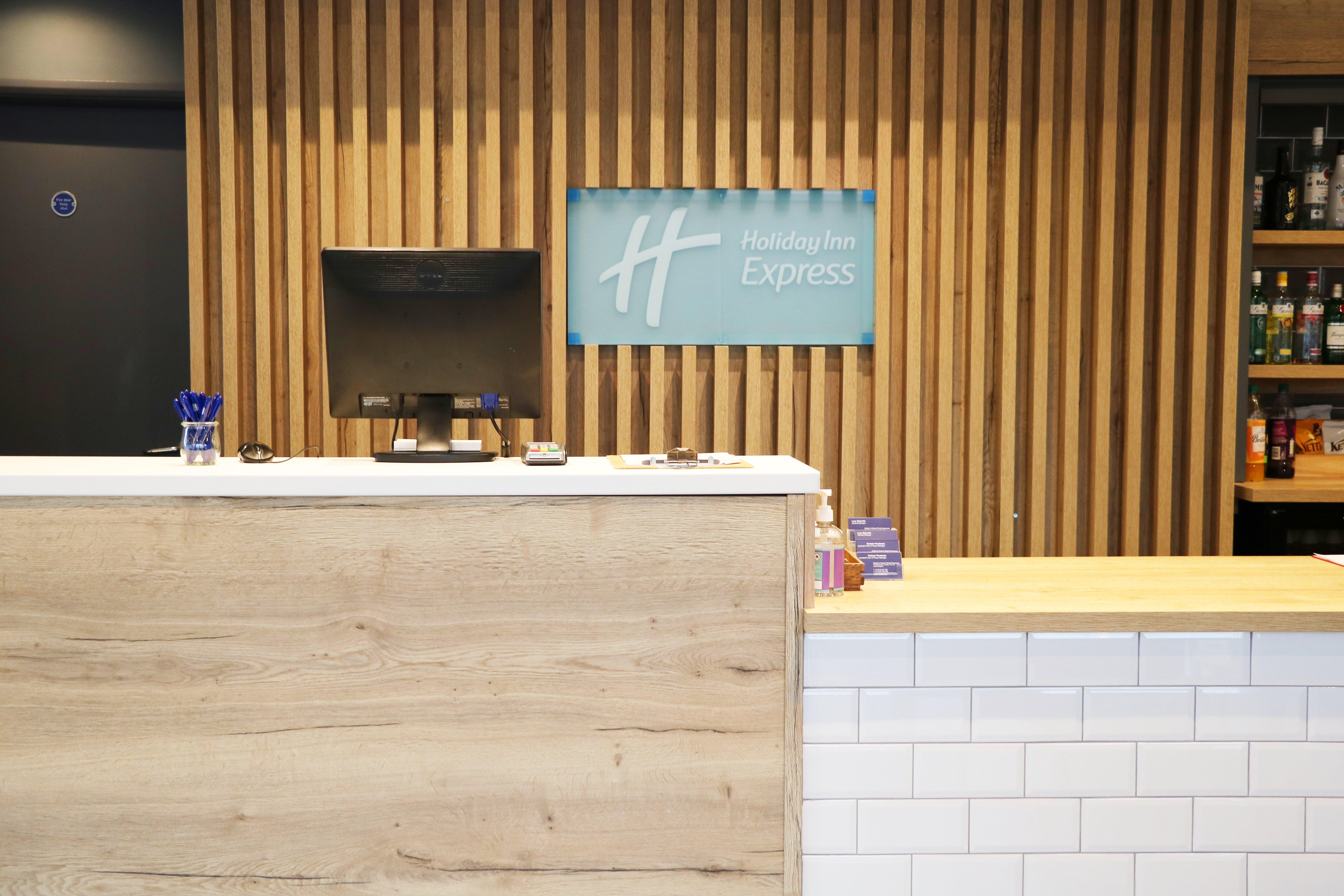 Holiday Inn Express, Chester Racecourse By Ihg מראה חיצוני תמונה