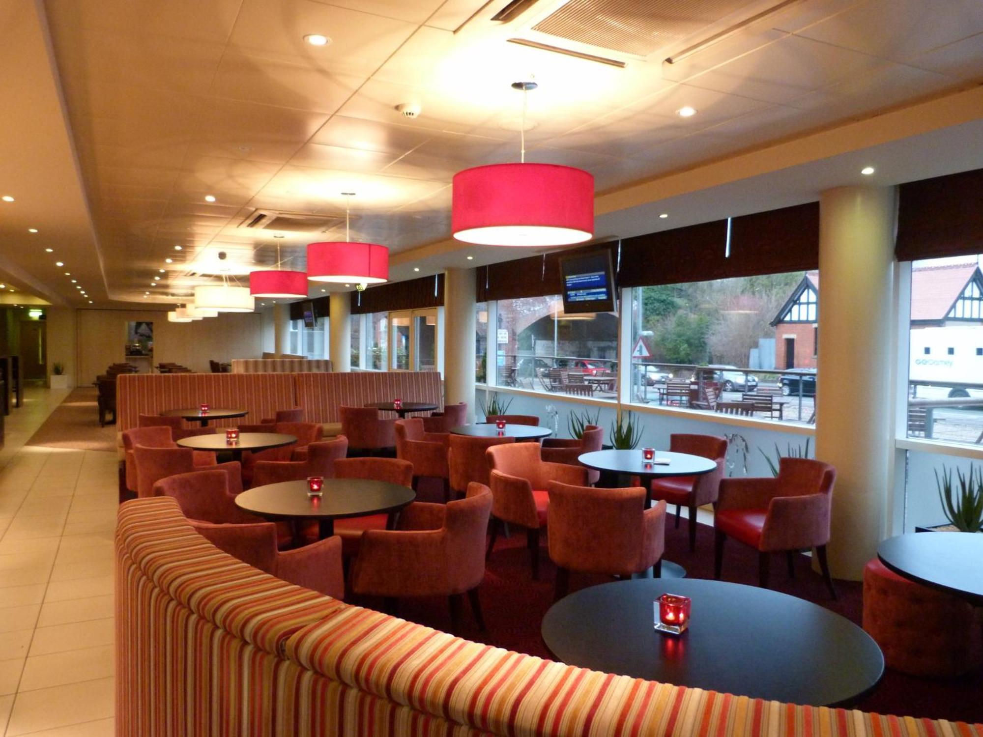 Holiday Inn Express, Chester Racecourse By Ihg מראה חיצוני תמונה